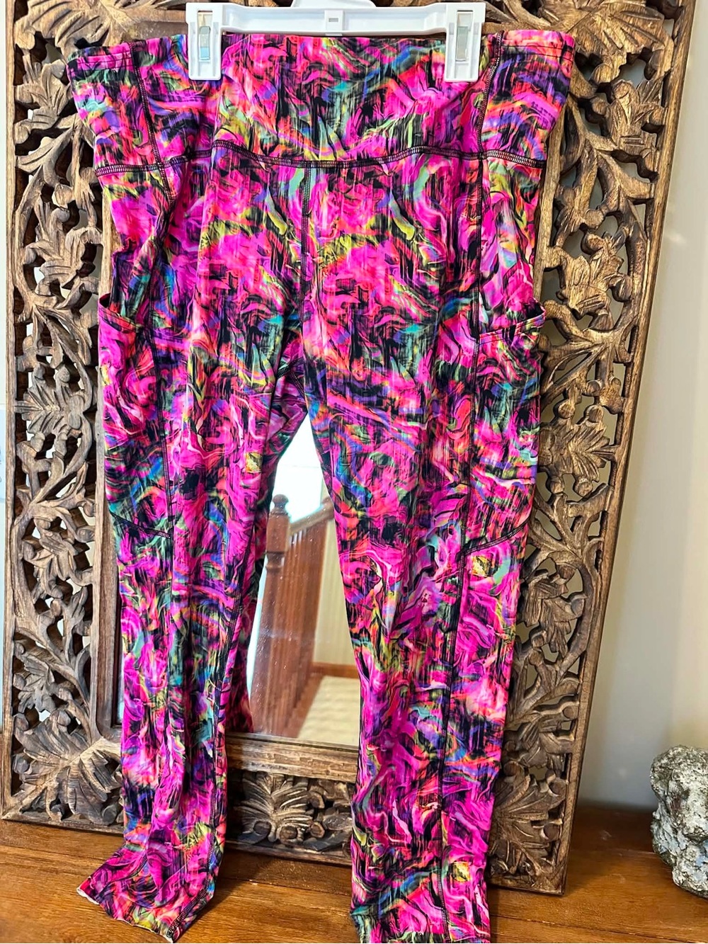 lululemon athletica 16 Hyper Flow Pink Tie-Dye Fast and Free Cropped Leggings